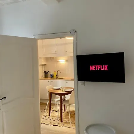 Apartament T2, A Seulement 3 Minutes A Pied Du Centre Ville, Et Des Halles Béziers